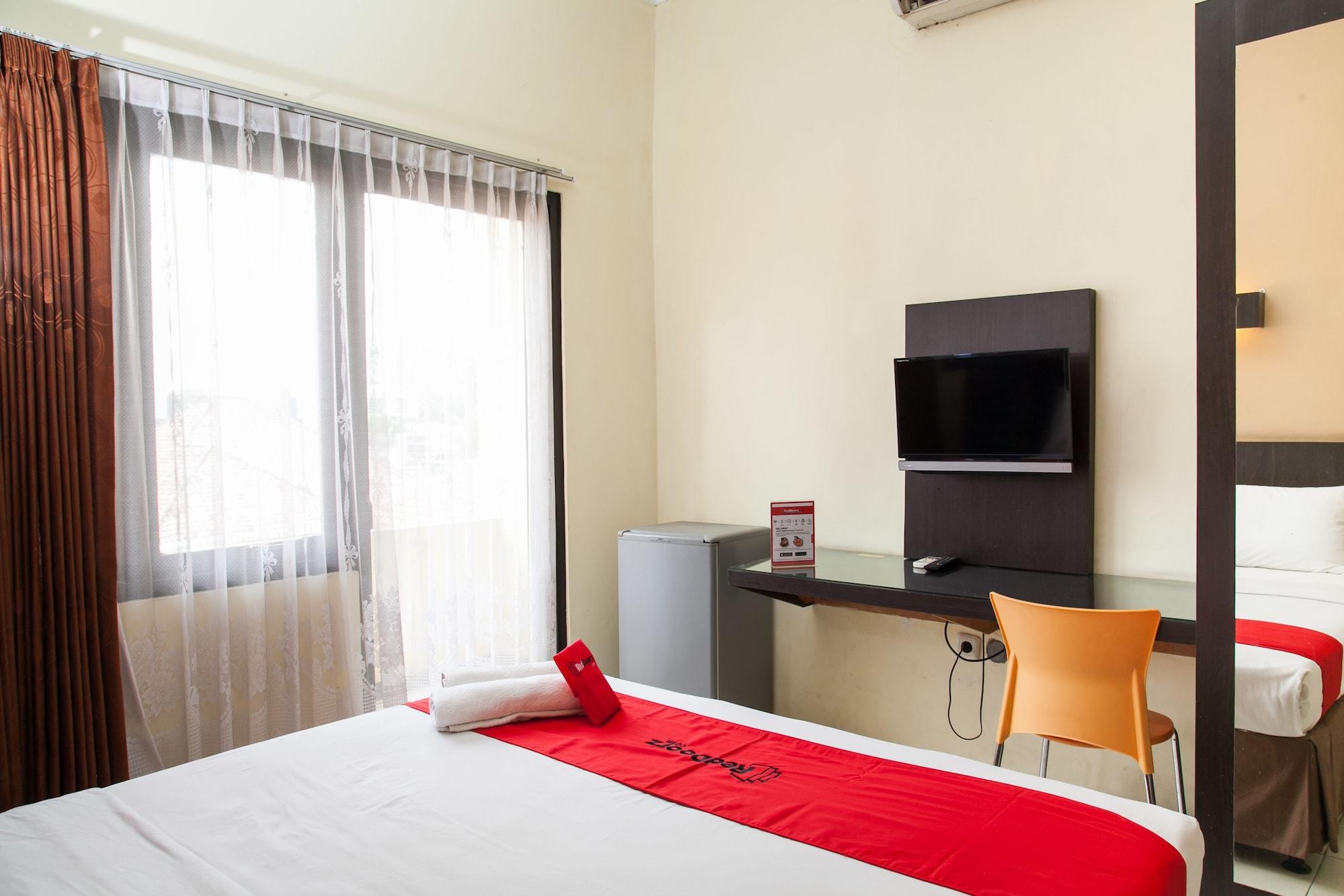 Reddoorz Near Gubeng Station Surabaya Exterior foto