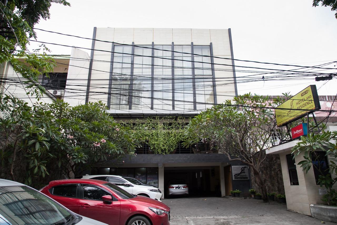 Reddoorz Near Gubeng Station Surabaya Exterior foto